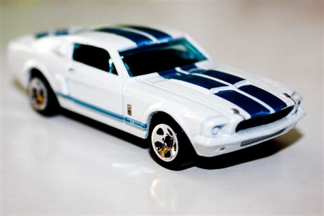 mustang shelby gt500 67 hot wheels